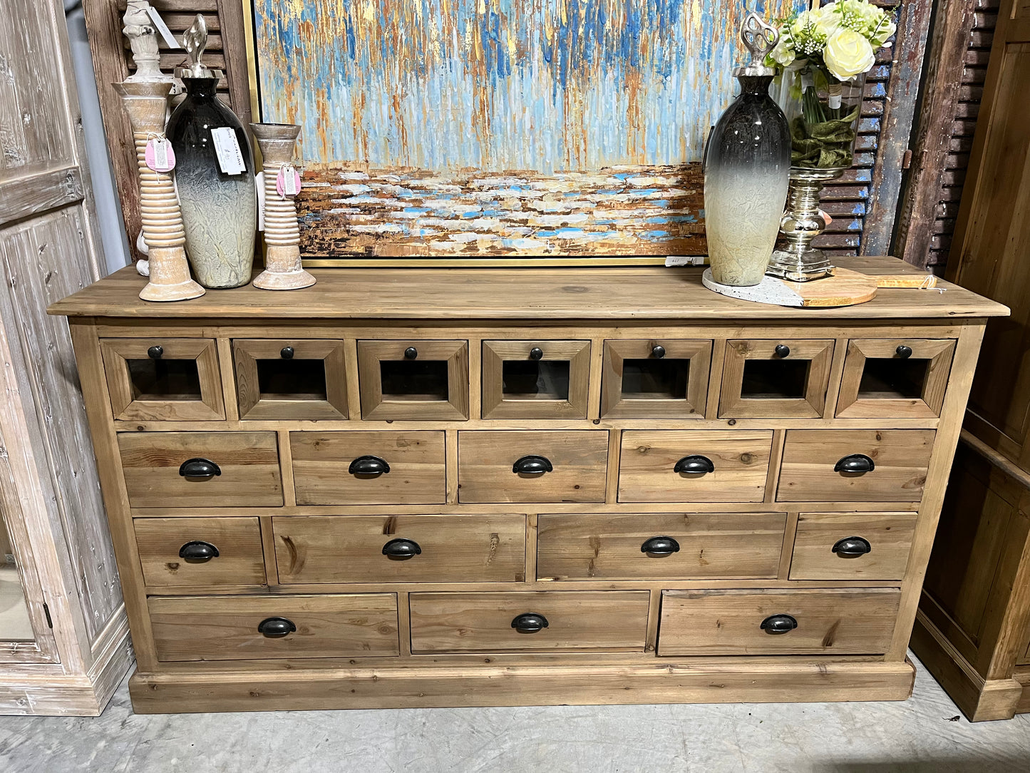 TH9443 16 Drawer Buffet