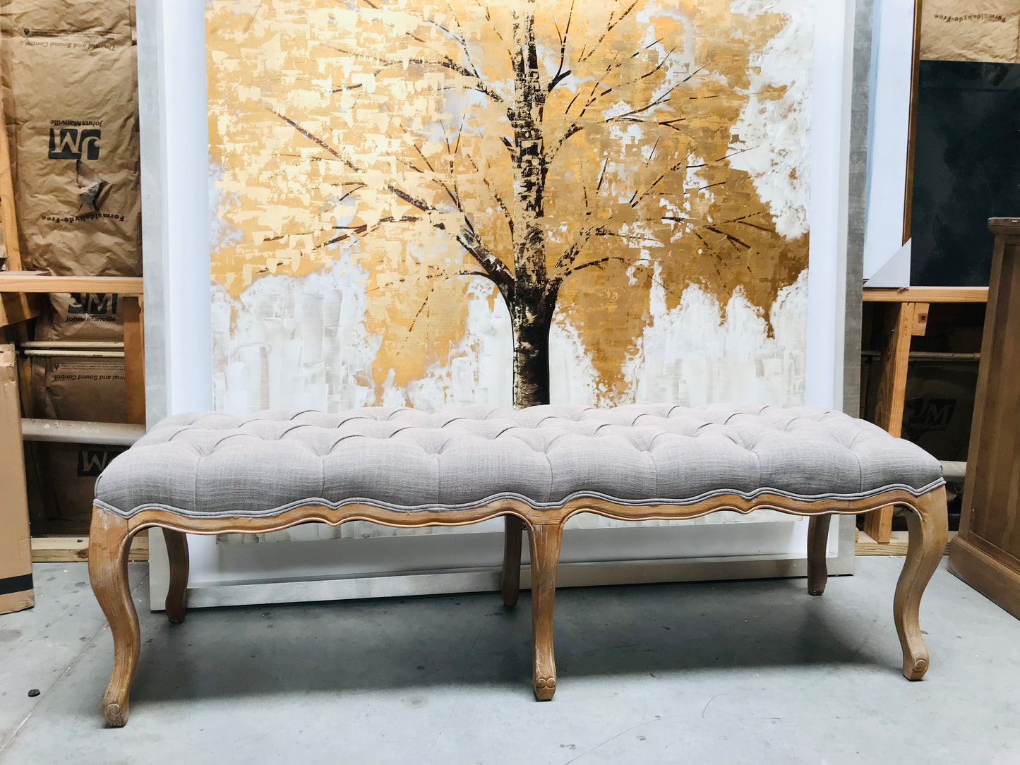 G21 Tufted Bench Gray