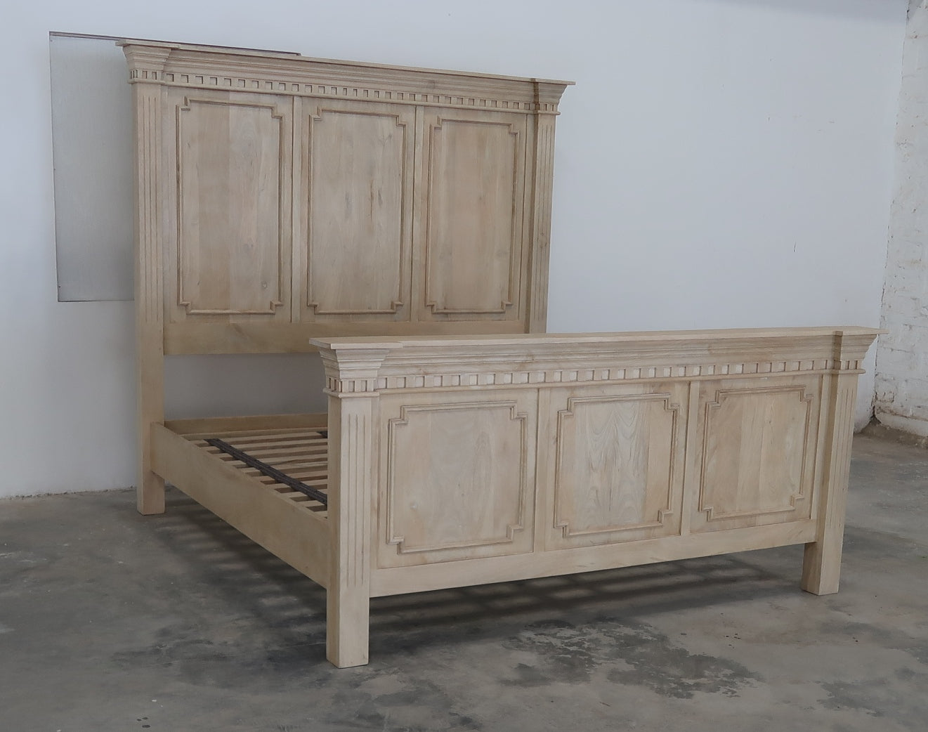 Mango Hearth King Bed